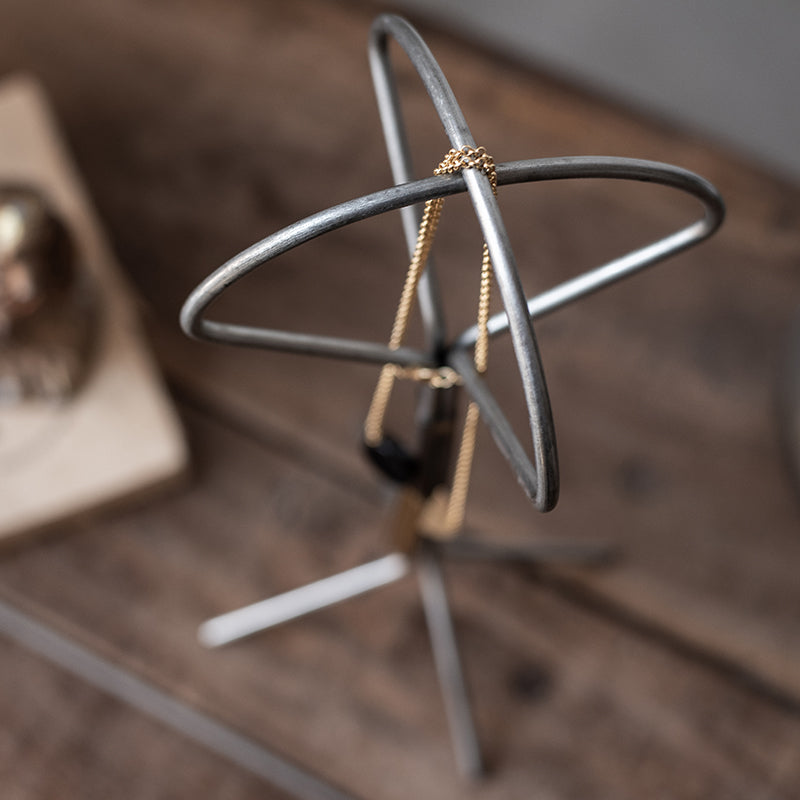 Folding Hat Stand Small 鋼製帽架 – 小 | Puebco